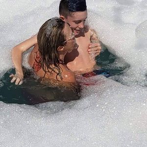 Meet your Posher, Laurie